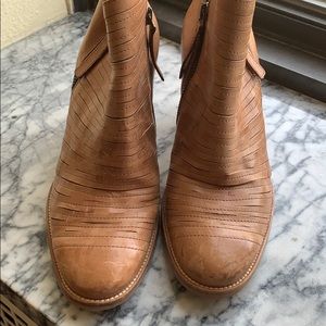 Paul Green Malibu Zip Up Bootie